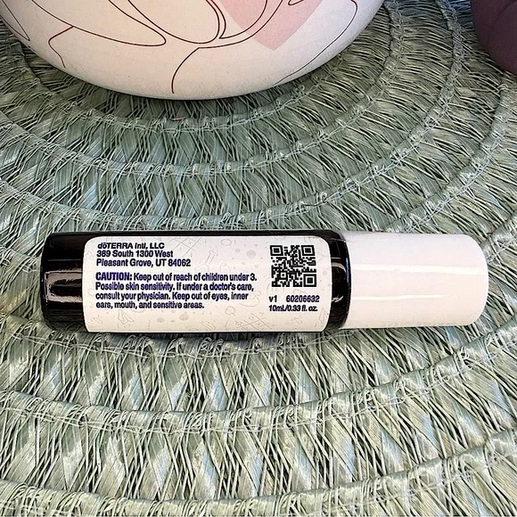 Calmer Restful Blend Essential Oil Roll-On Bottle, doTERRA, 10ml - Picture 9 of 14